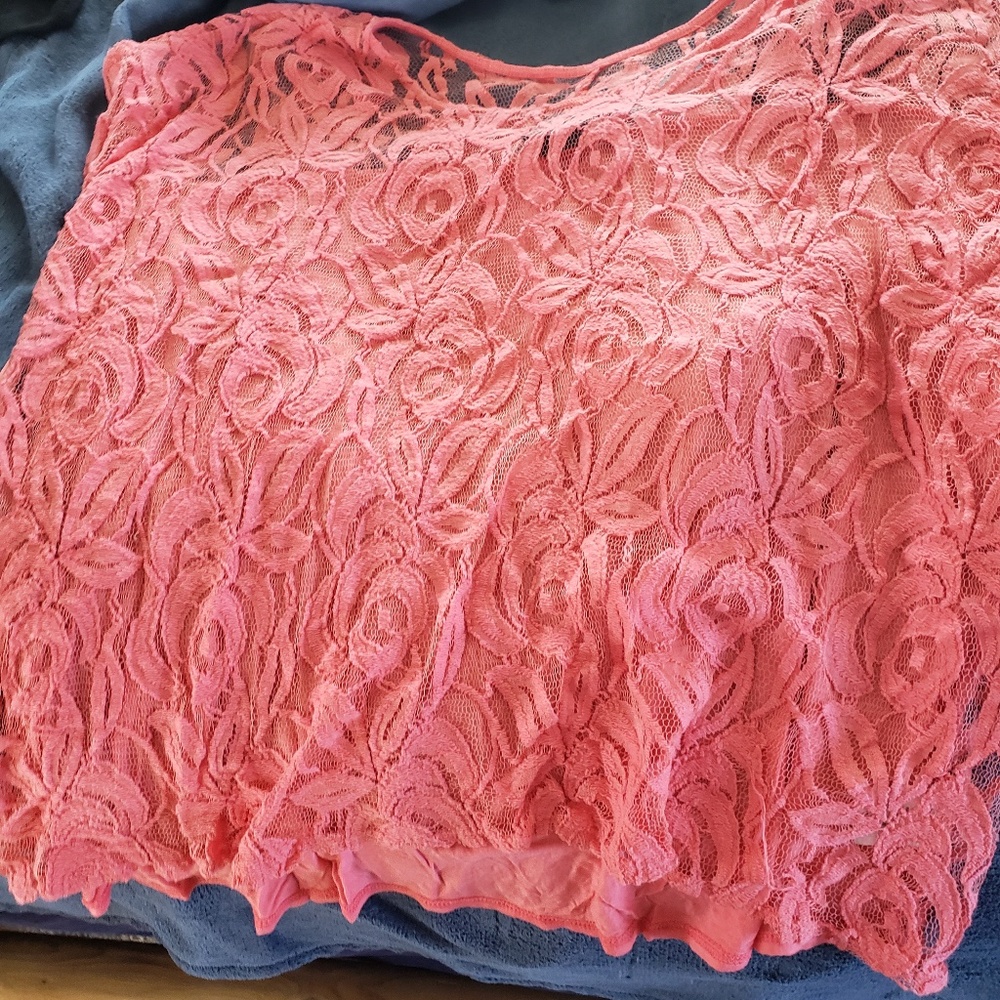 Womens shirt.